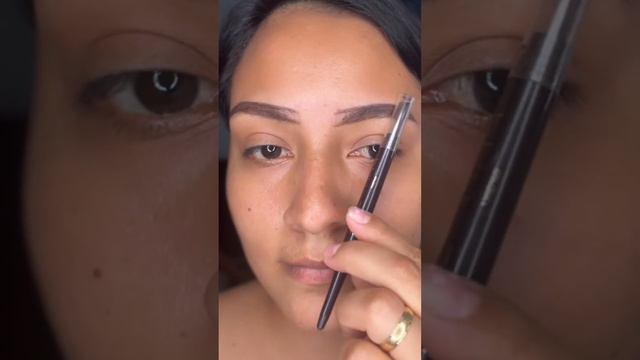 Cejas hermosas usando lápiz retráctil 🥰💜 смотреть онлайн