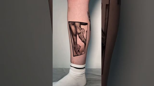 Готовая татуировка. Ноги на ноге. Сделал за 1 день. смотреть онлайн