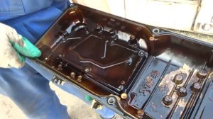 Замена прокладки клапанной крышки на Mazda Demio