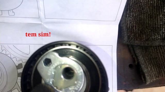 Como instalar o esticador da correia dentada em motores D4D 1.0 16v Renault/Peugeot смотреть онлайн