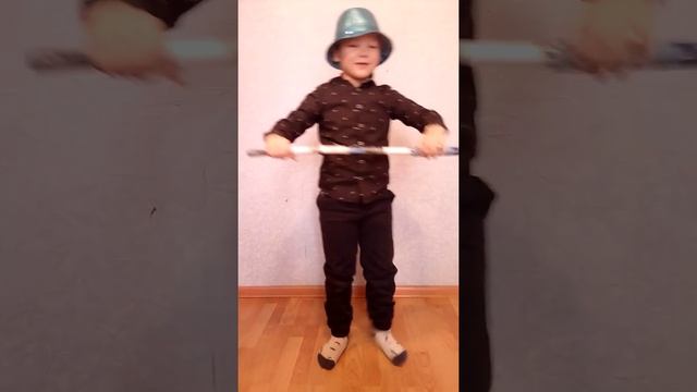 Танец " Чарли смешной чудак" смотреть онлайн