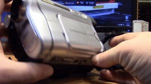 С этой камеры мы начинали,Видеокамера SONY Handycam TVR238E