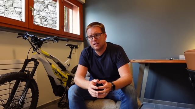 AMG GT Black Series vs. GT2 RS MR!!!! Tech Talk смотреть онлайн