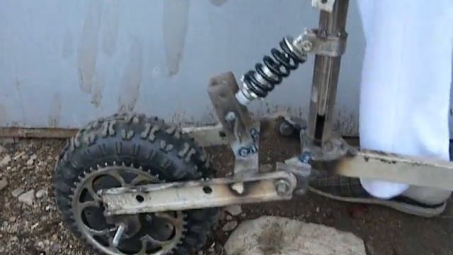 мото самокат с амортизаторами смотреть онлайн