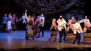 пляска на основе фольклора Архангельской губернии "Мезенские тетёрки"