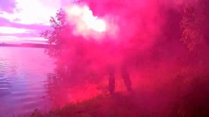 Фальшфейер красного огня, или как отпугнуть медведя