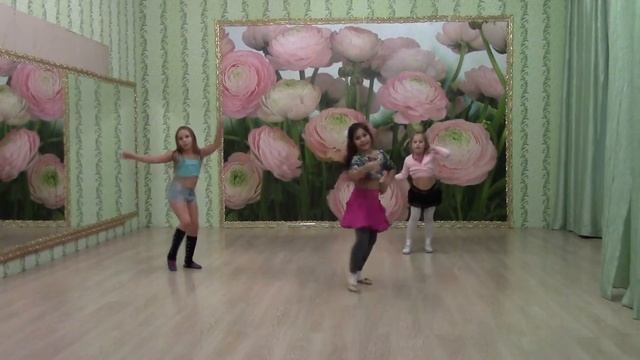 дети 5-7 лет, начинающие, упражнение на импровизацию, растанцовка смотреть онлайн