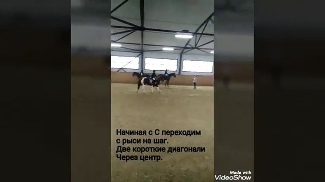 Манежная езда дети. Верхом на коне. Тропа. Первые соревнования. смотреть онлайн