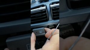 Быстрая замена лампочки в кнопке «Аварийка» Hyundai Accent ТАГАЗ