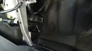 Как заменить фильтр салона в Nissan Cube