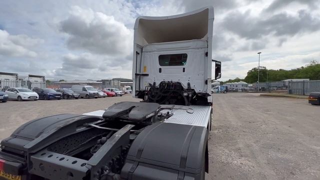 MERCEDES ACTROS 1840 *EURO 6* 4X2 TRACTOR UNIT 2015 - YS65 ERZ смотреть онлайн