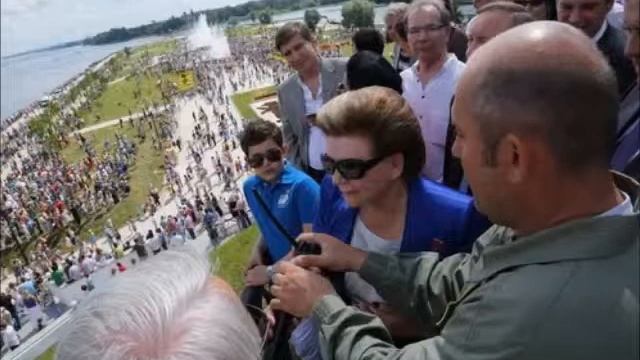 Ярославль отмечает 50-летний юбилей полета в космос В Терешковой смотреть онлайн