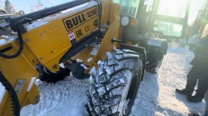 ПОГРУЗЧИК ФРОНТАЛЬНЫЙ ОДНОКОВШОВЫЙ С ТЕЛЕСКОПИЧЕСКОЙ СТРЕЛОЙ BULL SL250T