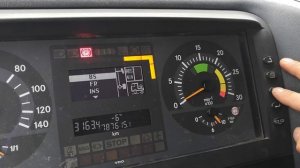 Aтего как посмотреть ошибки на переходной приборке 2003 год