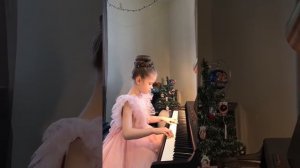 Рондо из сонатины до мажор Т.Хаслингер. Исполняет Шокорова Мария