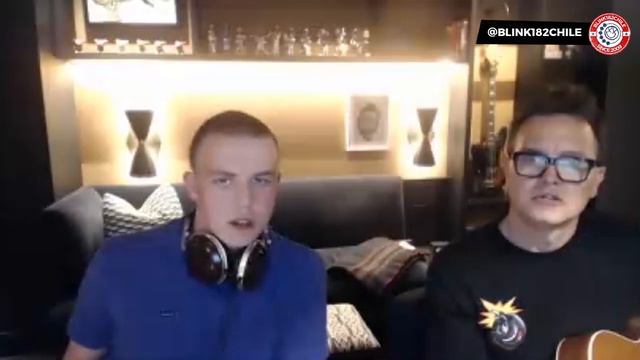 Mark Hoppus - "Aliens Exist" + "Adam's Song" + "MH 4.18.11" - blink-182 (Acoustic) смотреть онлайн