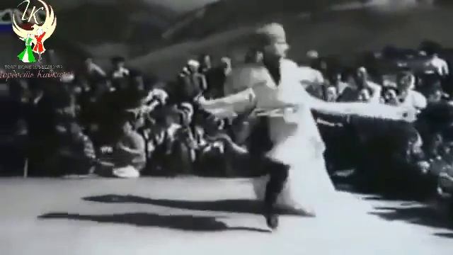 Махмуд Эсамбаев - Чеченский танец смотреть онлайн