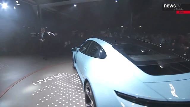 LA Auto Show 2019 : New 2020 Porsche Taycan 4S Unveiling