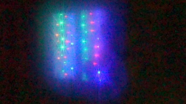 Предновогодние зимние праздничные огни в окнах БРЕЖНЕВСКОГО дома смотреть онлайн