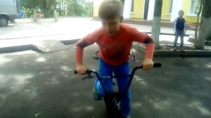 Видео урок от Кирилла как правильно вставать на козла