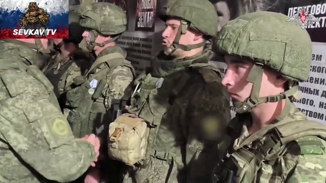 ПУТИН В.В. ЛИЧНО НАГРАДИЛ ГЕРОЕВ В ГОСПИТАЛЕ . смотреть онлайн