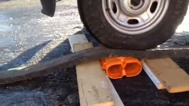 Truck Drives Over Python Cable Protector, NO DAMAGE DONE! смотреть онлайн