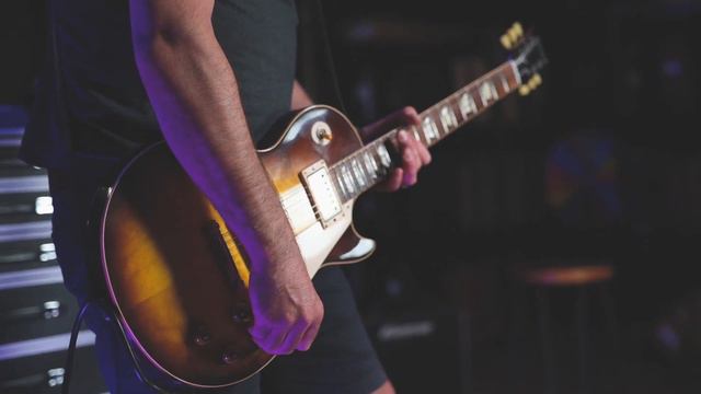 Guitar No Talk - Andy Plays A Gibson Custom Shop Les Paul Standard 1958 Reissue In Iced Tea смотреть онлайн