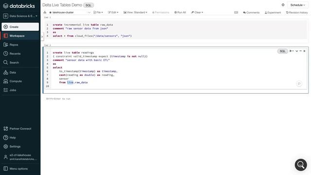 Delta Live Tables Demo смотреть онлайн