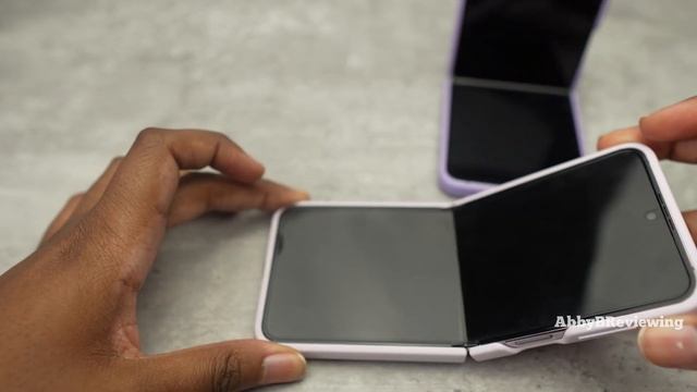 Galaxy Z Flip 5 vs Z Flip 4 смотреть онлайн