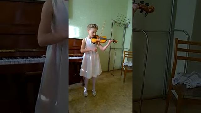 Ромащенко Аня, 8 років, П.І.Чайковський "Русский танец" смотреть онлайн