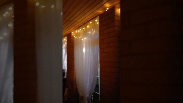 Вечернее освещение веранды в дачном домике #дачавсибири #дачныйдомик #веранда #кухнянаверанде смотреть онлайн