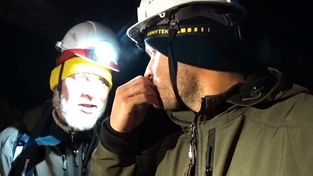 Спустились в ПЕЩЕРУ ДЬЯВОЛА! Самая СТРАШНАЯ ПЕЩЕРА в Мире смотреть онлайн