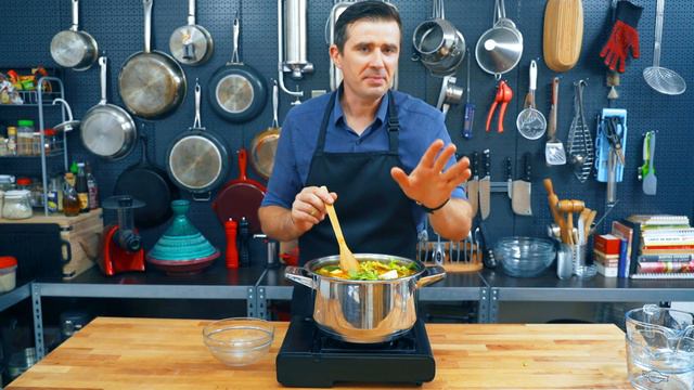 🍲 Ciorba de cartofi, dovlecel si fasole verde cu smantana | Ciorba de Vara | Play pe Qoob смотреть онлайн