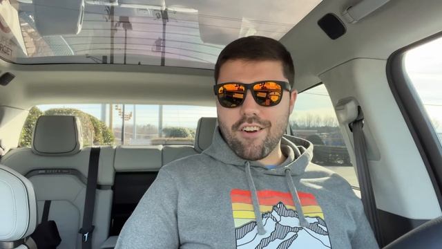 My Rivian Was Damaged By A Puddle - Full Service Experience смотреть онлайн