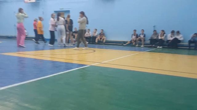 ВОЛЕЙБОЛ!!!!РОССИЯ/КТО КОГО? смотреть онлайн