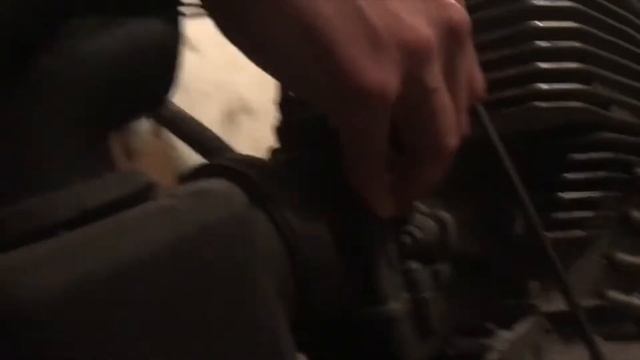 ?ОТ ХЛАМА ДО ХАРЛЕЯ? Установили новый выхлоп; конец покраски ; завелись … смотреть онлайн