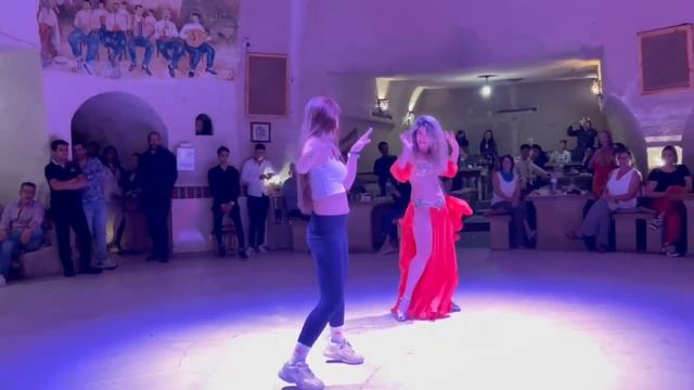 姿穎老師 in 土耳其??【土耳其肚皮舞】 смотреть онлайн