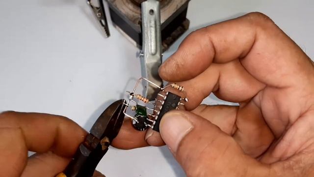 Mạch Dao động Tl 494