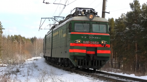 ВЛ11-246/247 Б с грузовым поездом и приветливой бригадой