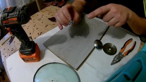 Как прикрепить ручку на крышке кастрюли за 3 гривны.