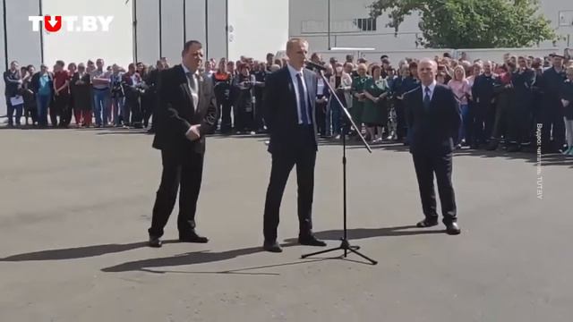 Генеральный директор крупного завода МЗКТ признал, что Лукашенко проиграл на выборах президента. смотреть онлайн