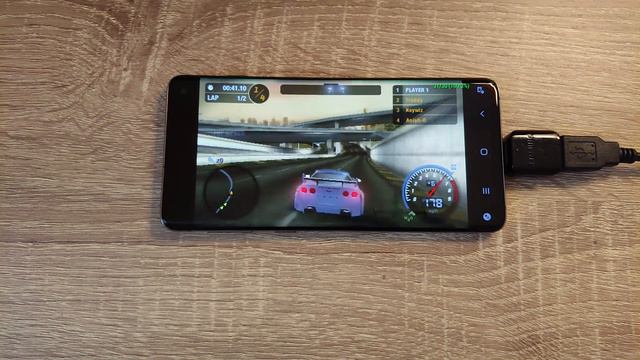 Samsung Galaxy S10 (Exynos) - Need for Speed Most Wanted 5-1-0 - PPSSPP v1.9.4 - Test смотреть онлайн
