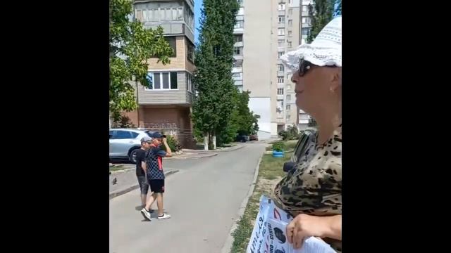 Распыляют что то в сектах. Чей, в итоге, интерес? Поиск пути с ошибками.