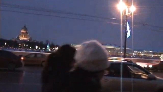 Университетская набережная Невы. Снежный декабрь 2010 года. Архив видеокамеры Sony. смотреть онлайн