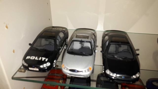 Ford mondeo minichamps collectie. Diecast 1:43 смотреть онлайн
