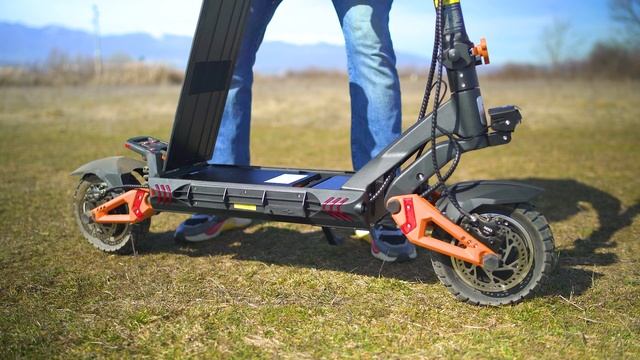 A Dual-Motor E-Scooter BEAST on a BUDGET: KuKirin G3 Pro Review смотреть онлайн