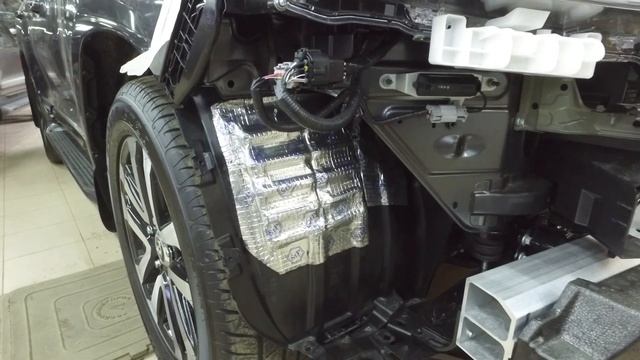 Поработали над Land Cruiser 200 Executive Lounge [Серый принц]