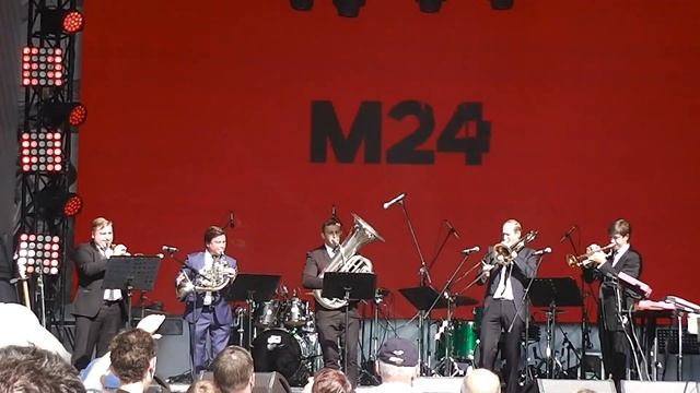 П.И. Чайковский - Марш и Русский танец, А.Хачатурян - Танец с саблями смотреть онлайн
