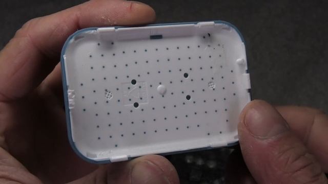 Replacing the JBL GO 3 Battery (How to in 4K) смотреть онлайн