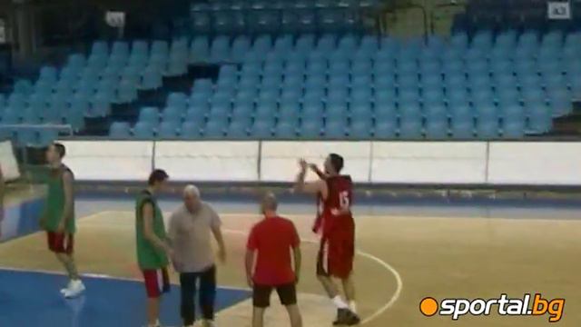 Bulgarian Basketball team training before the match with Poland смотреть онлайн